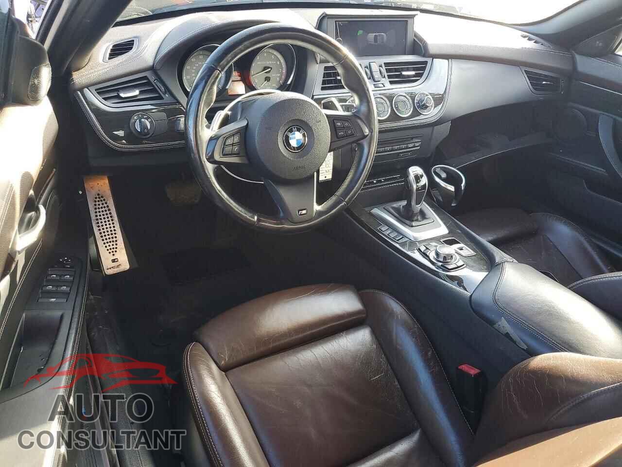 BMW Z4 2012 - WBALM1C5XCE633740