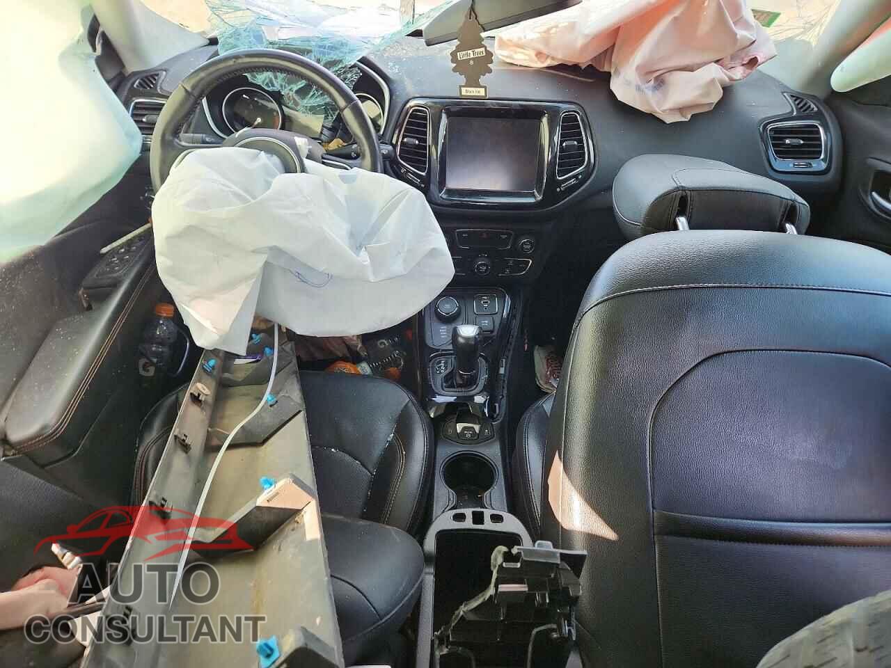 JEEP COMPASS 2020 - 3C4NJDCB2LT164302