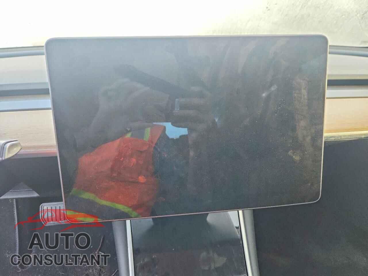 TESLA MODEL 3 2020 - 5YJ3E1EA4LF789636