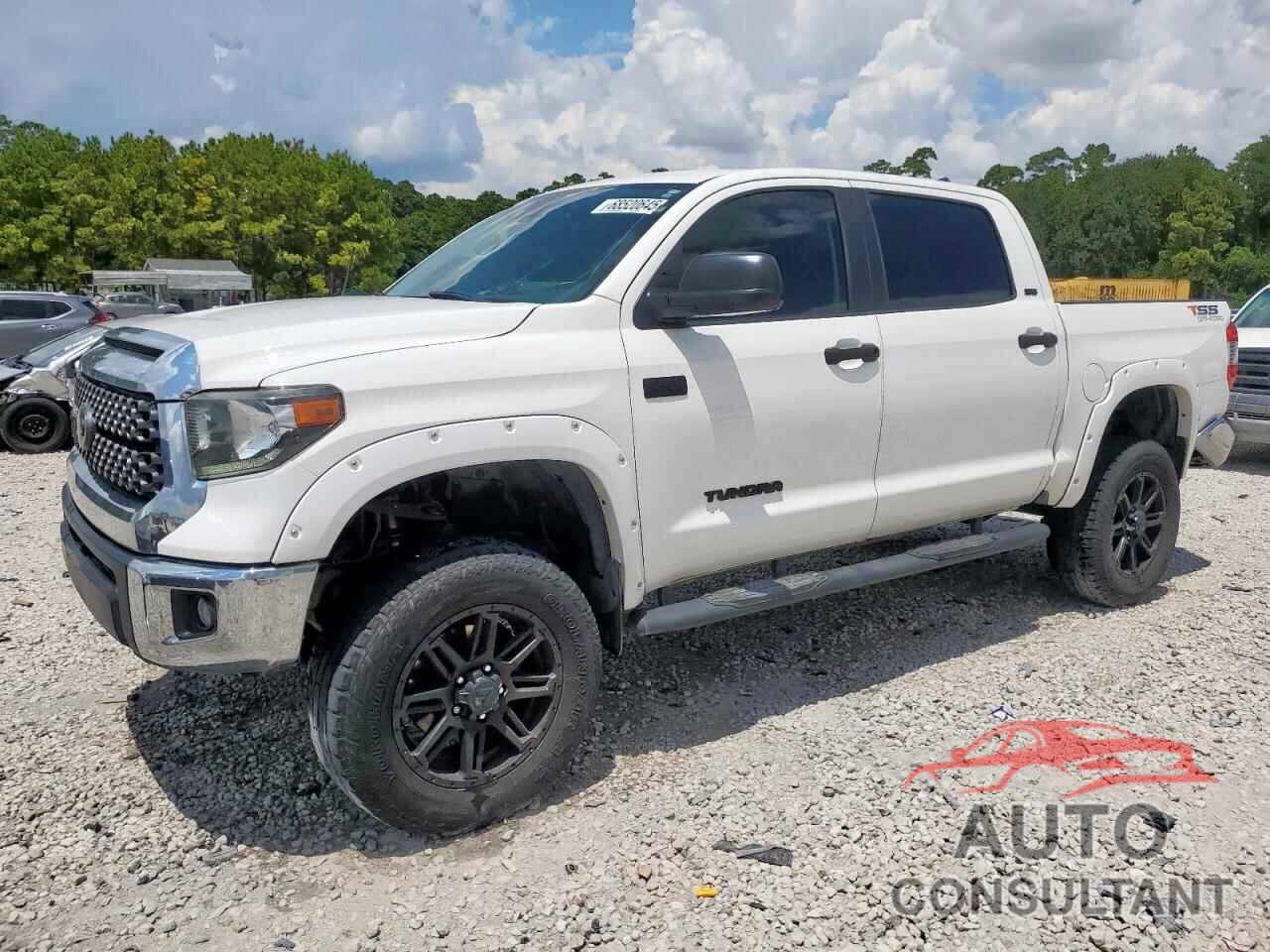 TOYOTA TUNDRA 2018 - 5TFDW5F10JX768227