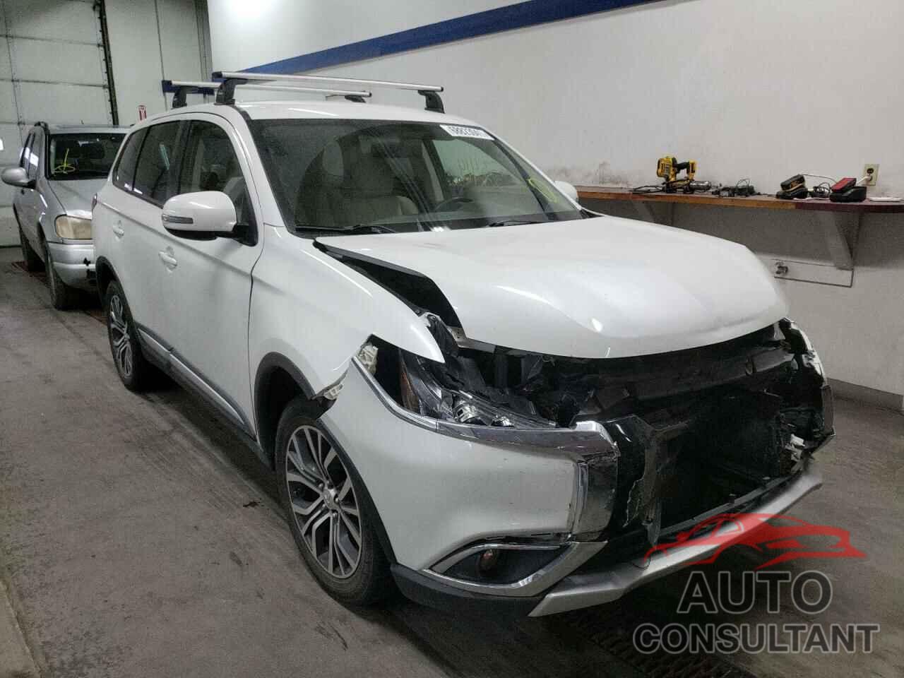 MITSUBISHI OUTLANDER 2017 - JA4AZ3A30HZ051312