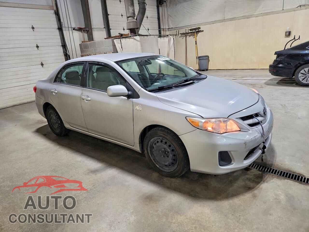 TOYOTA COROLLA 2012 - 2T1BU4EE5CC797512