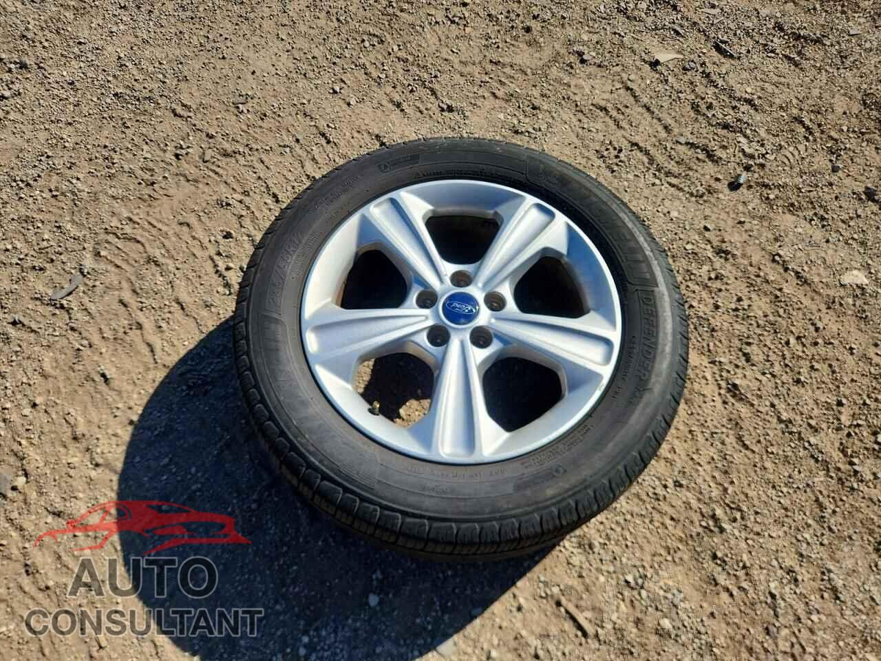 FORD ESCAPE 2016 - 1FMCU0G74GUB54214