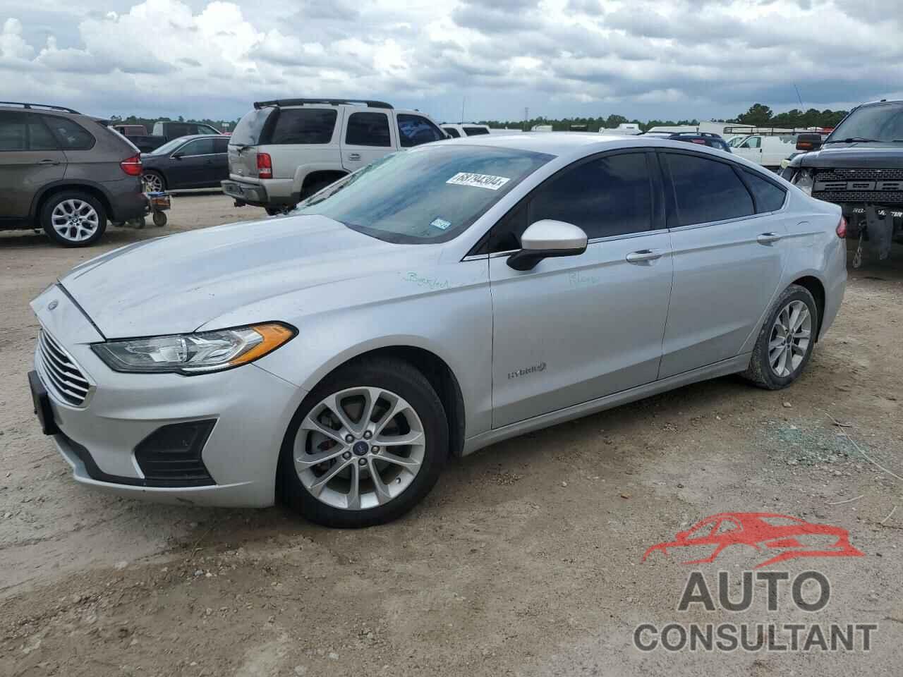 FORD FUSION 2019 - 3FA6P0LU8KR218930