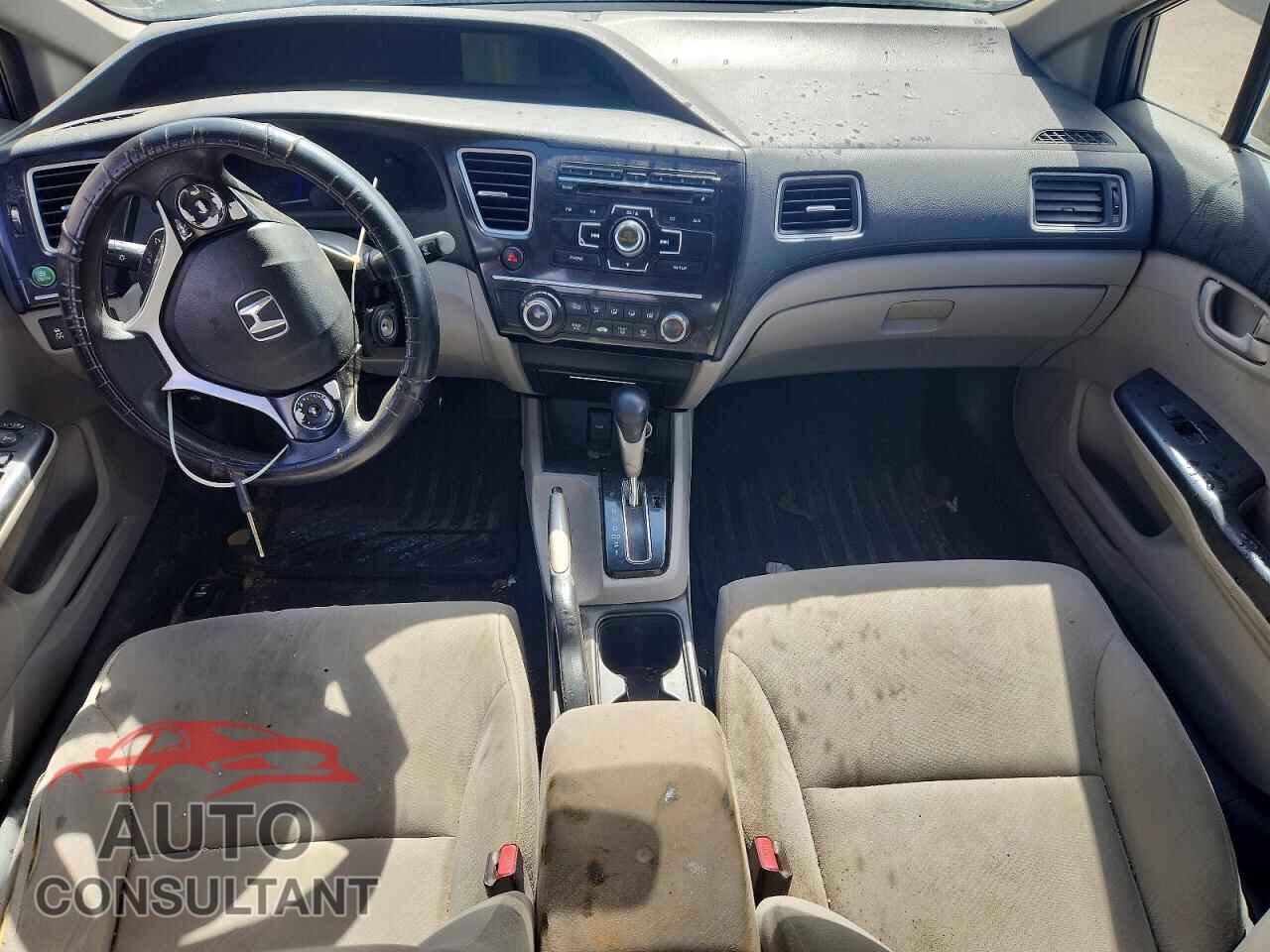 HONDA CIVIC 2013 - 2HGFB2F53DH300668