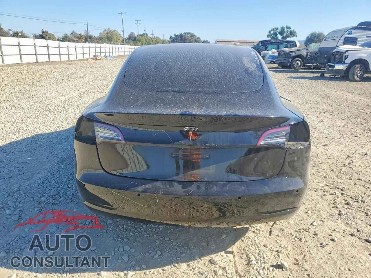 TESLA MODEL 3 2019 - 5YJ3E1EA5KF193319