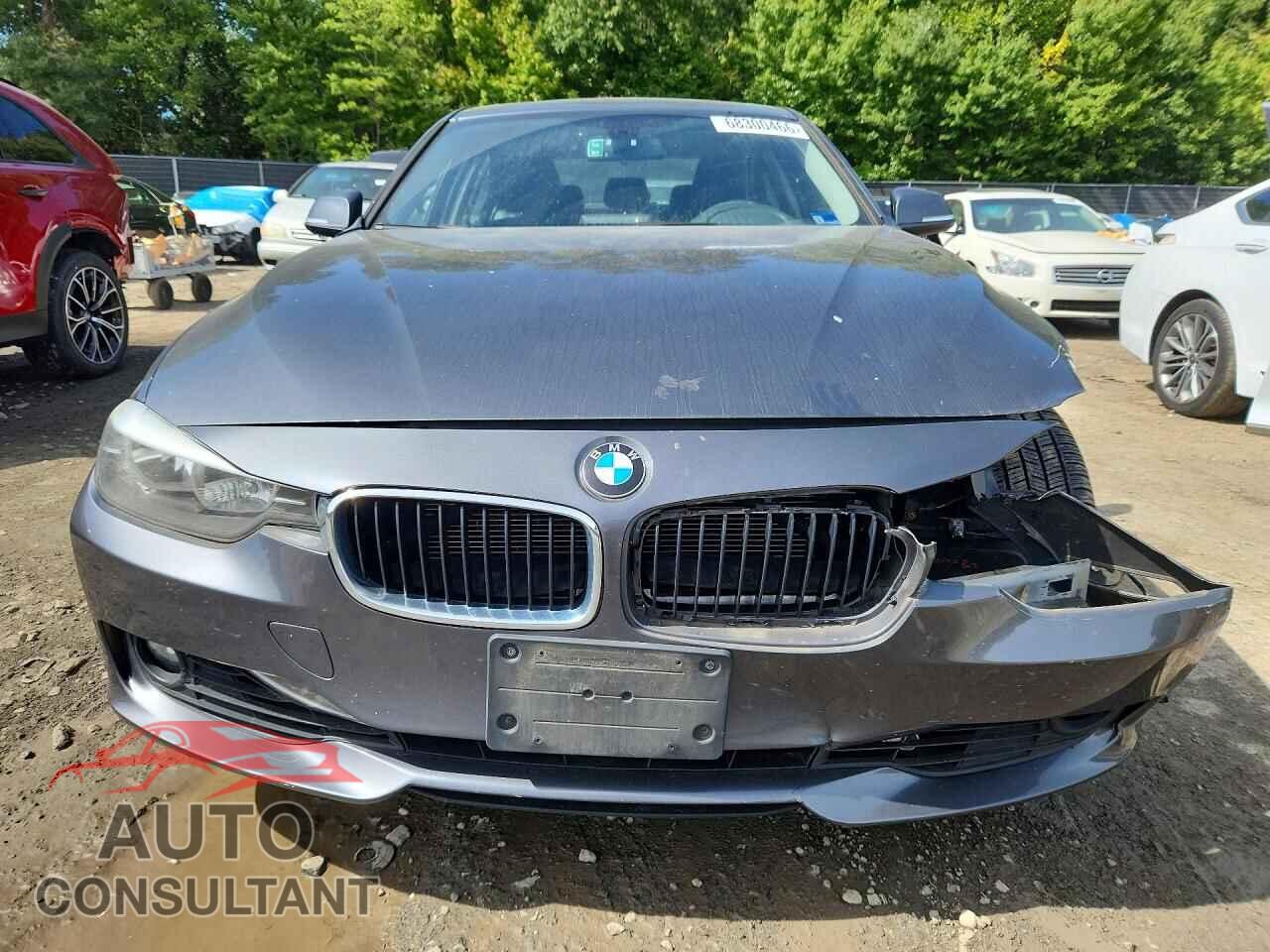 BMW 3 SERIES 2013 - WBA3B3G5XDNR80109