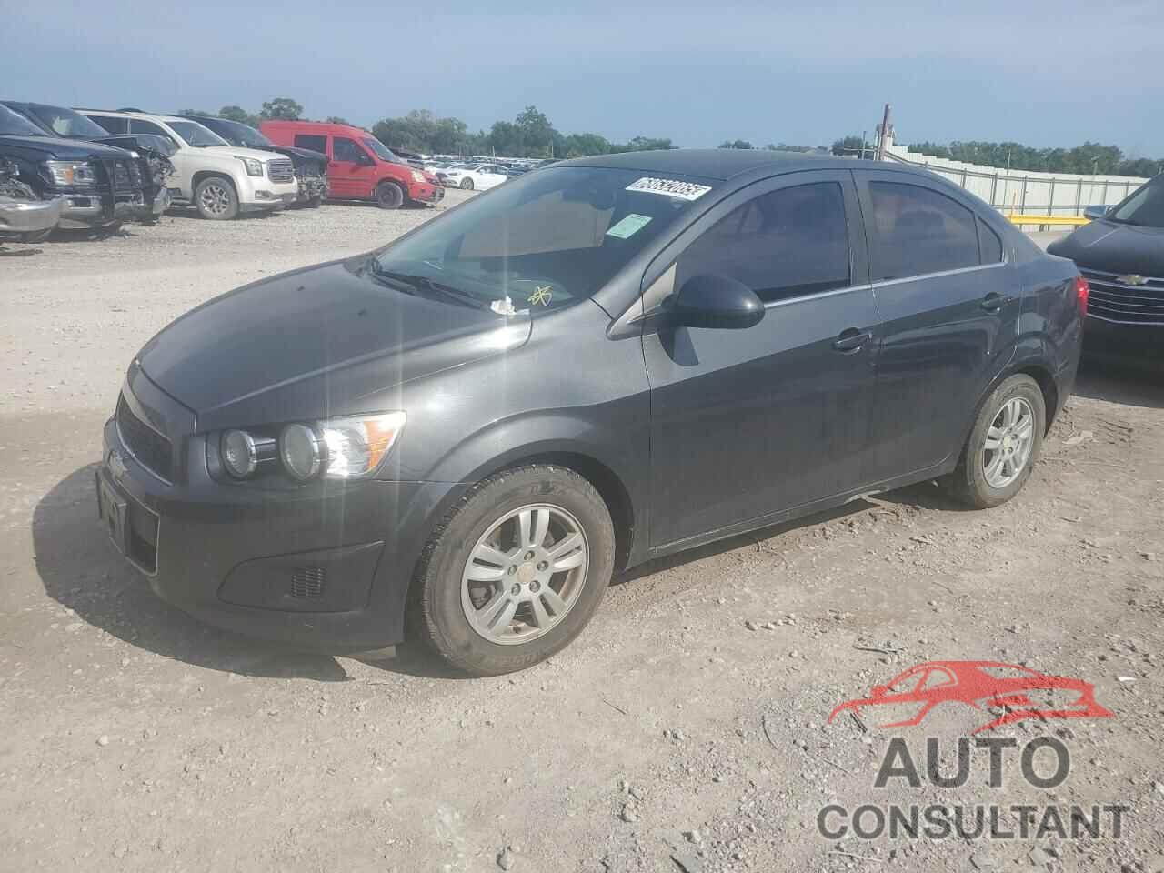 CHEVROLET SONIC 2016 - 1G1JC5SH1G4109042