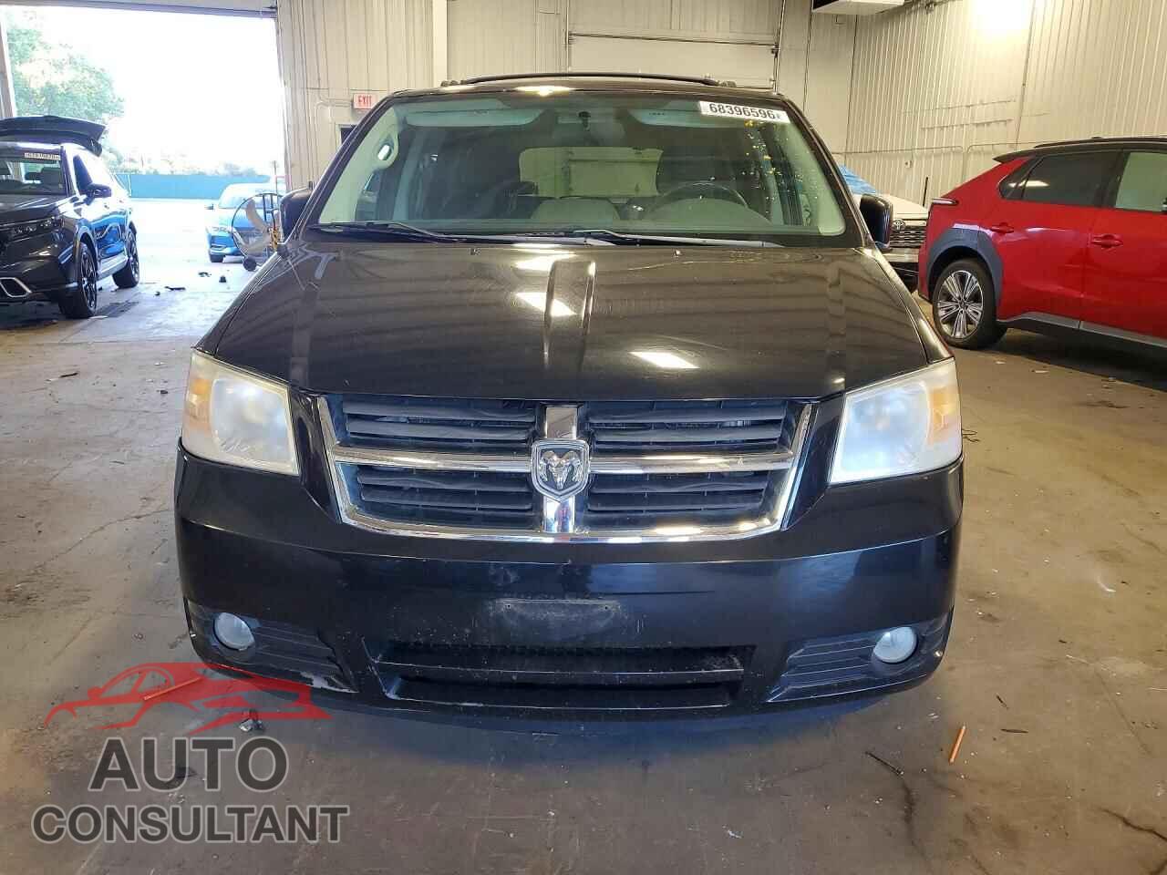 DODGE CARAVAN 2010 - 2D4RN5D11AR369341