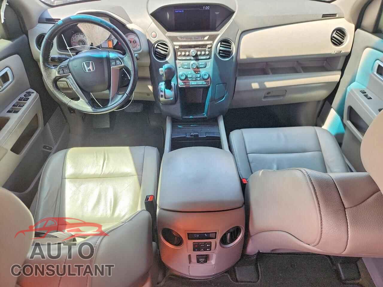 HONDA PILOT 2014 - 5FNYF3H52EB023680