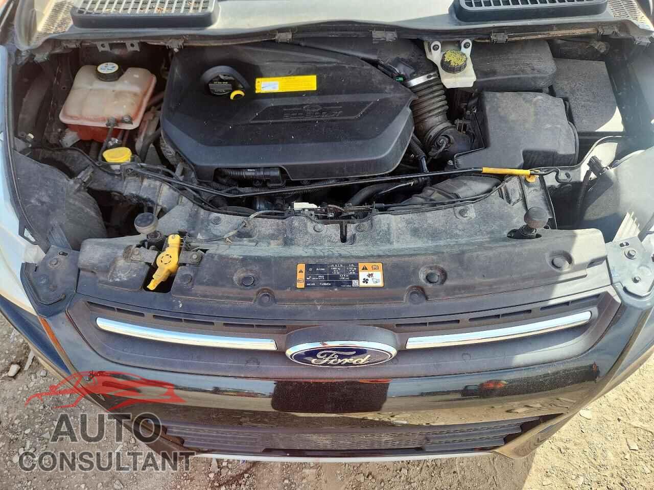FORD ESCAPE 2015 - 1FMCU9GX1FUB05894