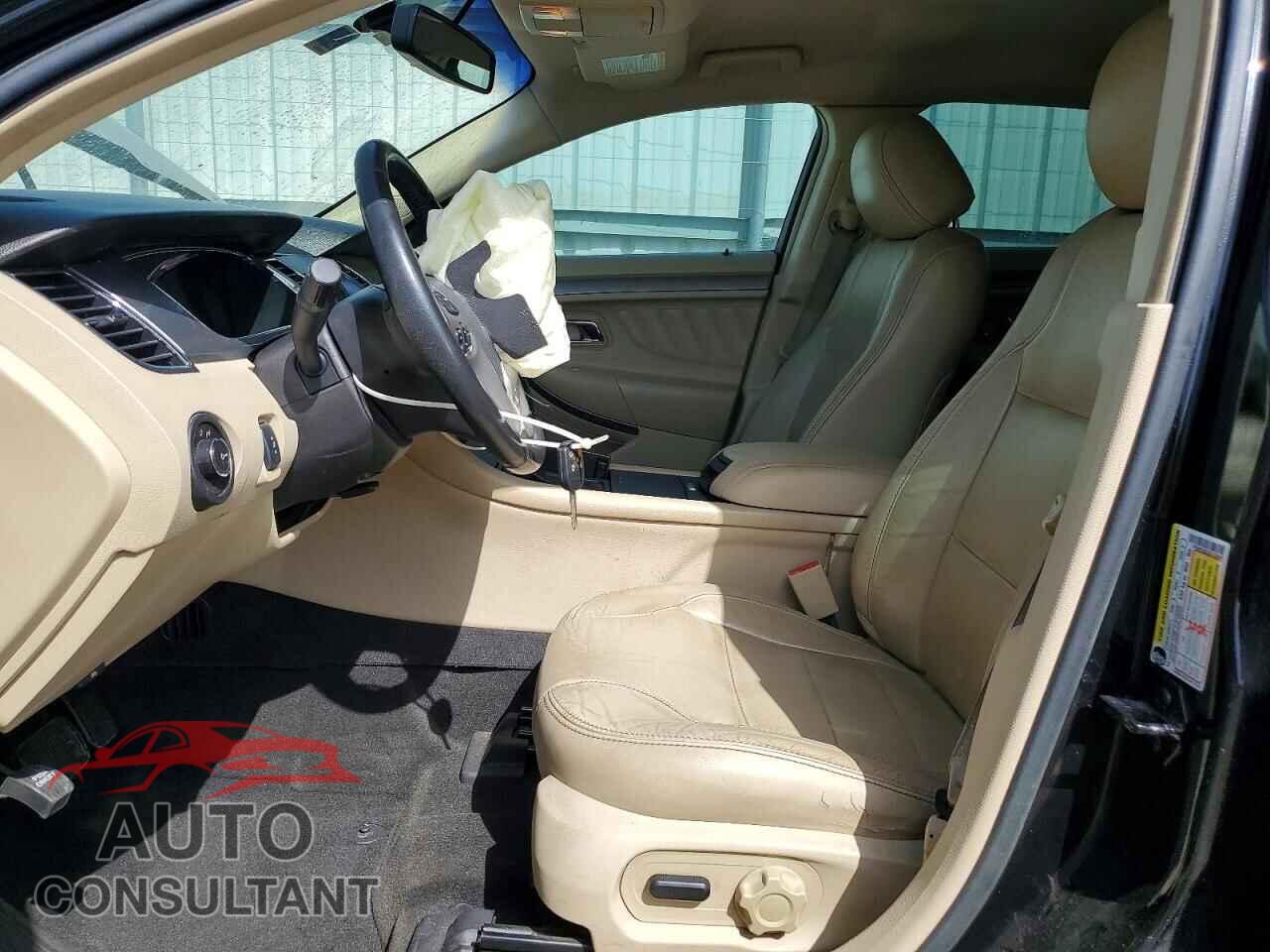 FORD TAURUS 2013 - 1FAHP2E82DG133600