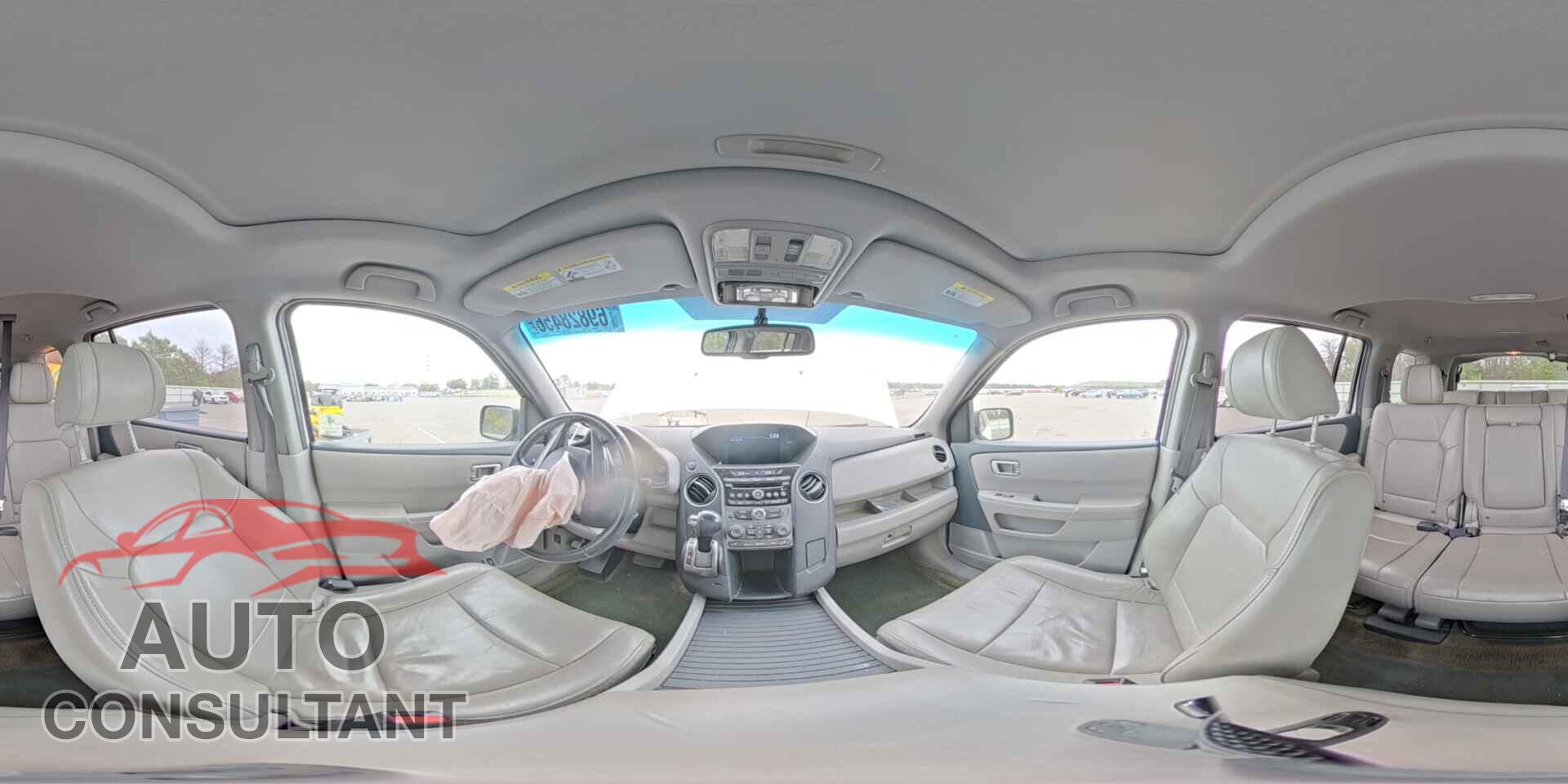HONDA PILOT 2015 - 5FNYF4H52FB023072