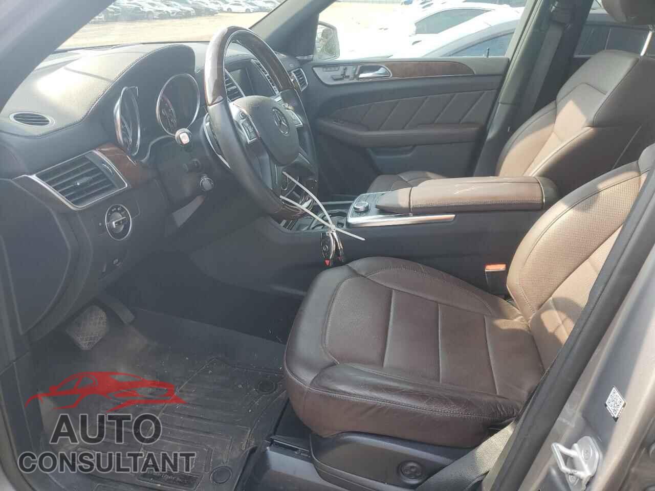 MERCEDES-BENZ GL-CLASS 2015 - 4JGDF2EE8FA531994