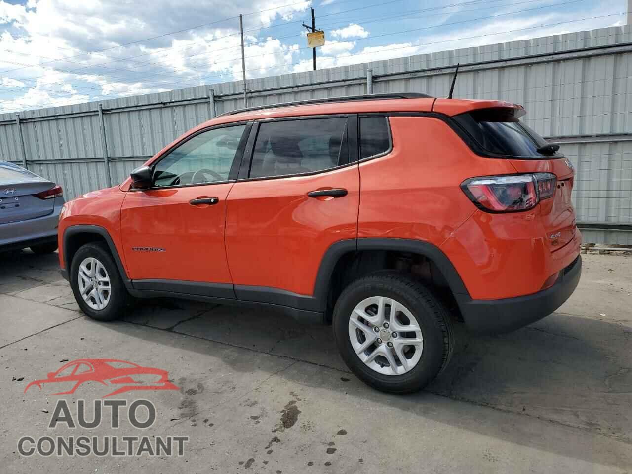 JEEP COMPASS 2018 - 3C4NJDAB4JT479909