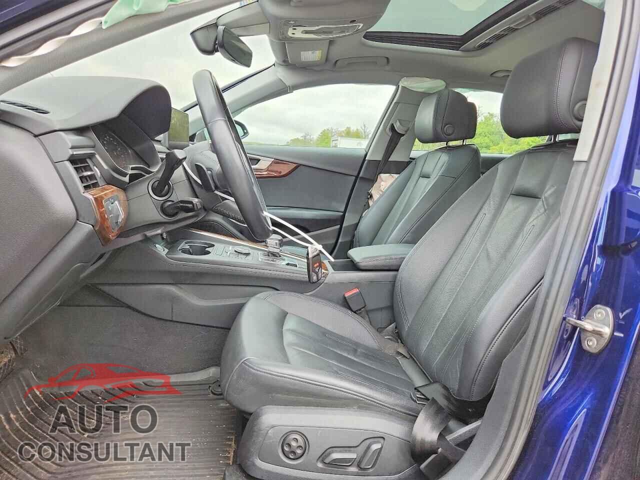 AUDI A4 2019 - WAUDNAF47KA025412