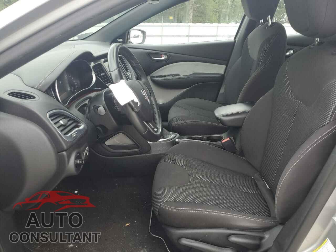 DODGE DART 2015 - 1C3CDFBB2FD242118