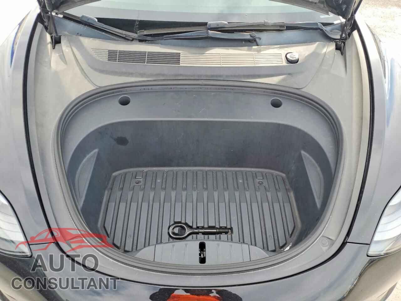TESLA MODEL 3 2023 - 5YJ3E1EAXPF453673