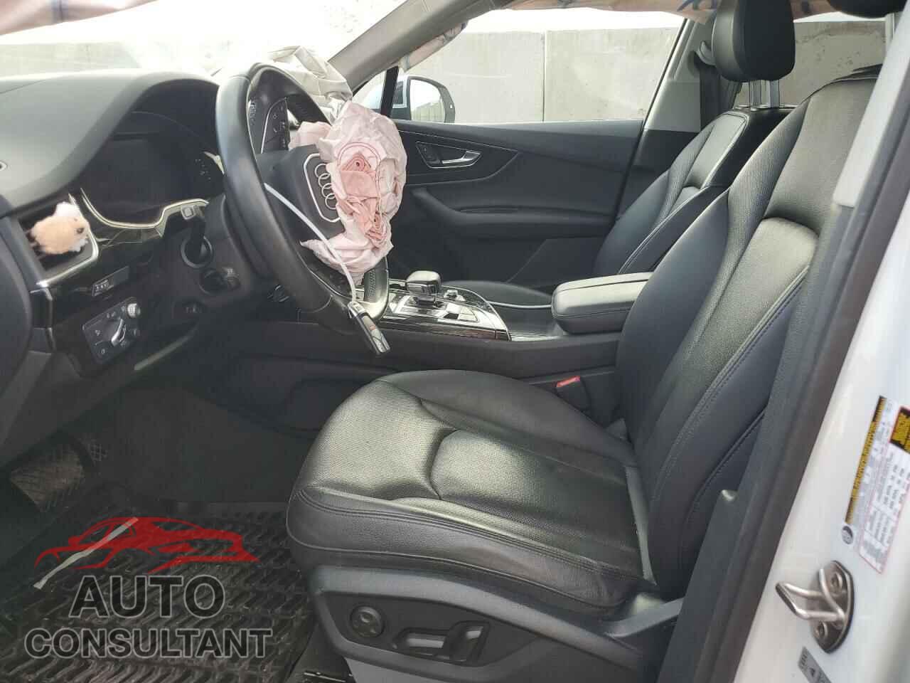 AUDI Q7 2017 - WA1VAAF77HD003554