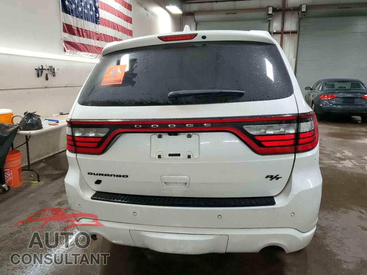 DODGE DURANGO 2018 - 1C4SDJCT1JC341609