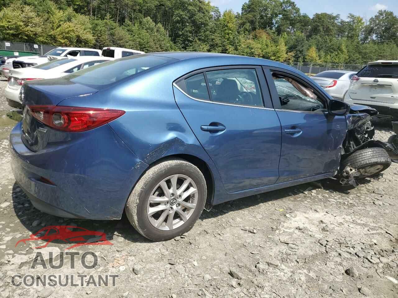 MAZDA 3 2018 - 3MZBN1U75JM220804