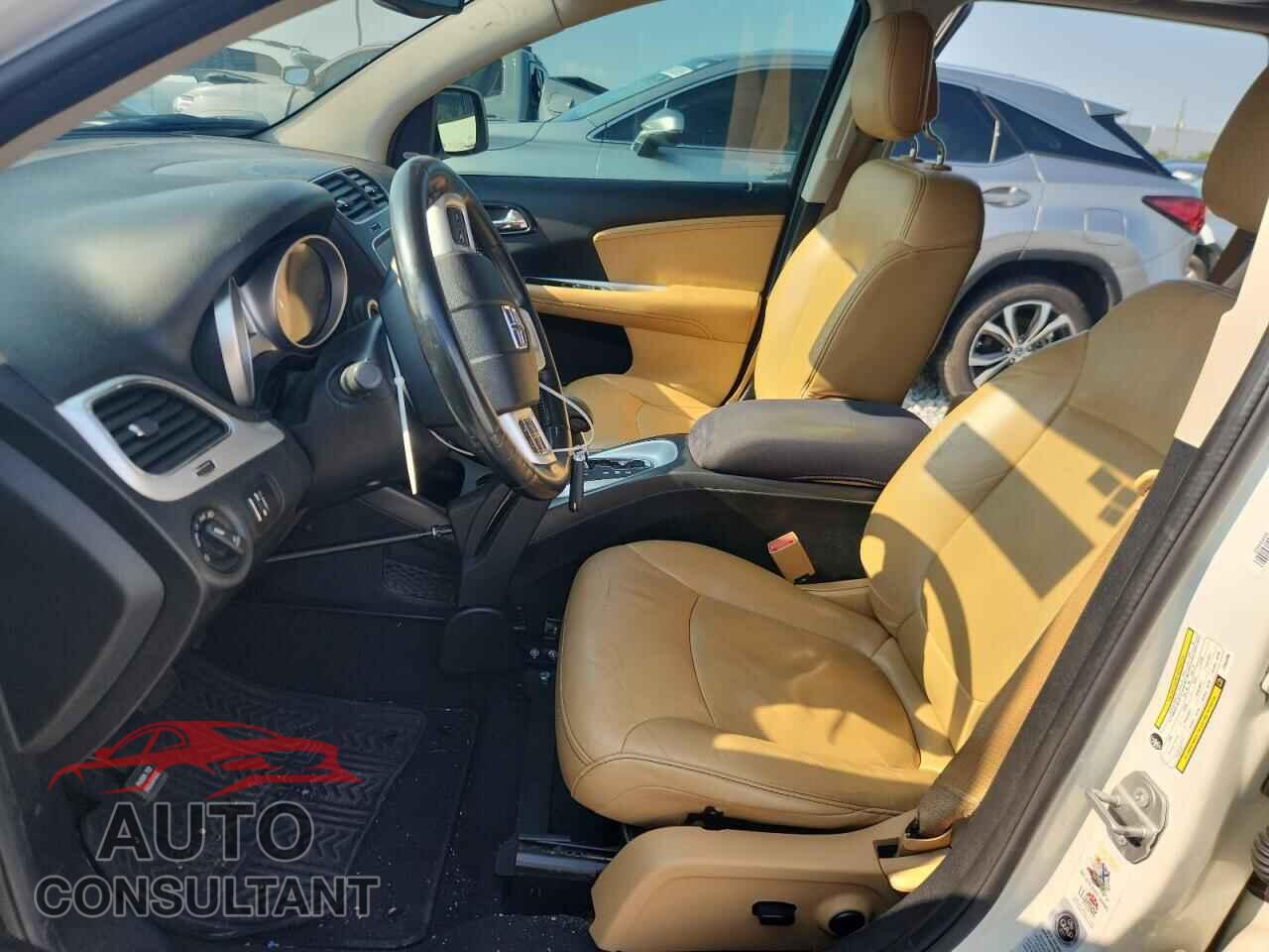 DODGE JOURNEY 2015 - 3C4PDCBB3FT645286