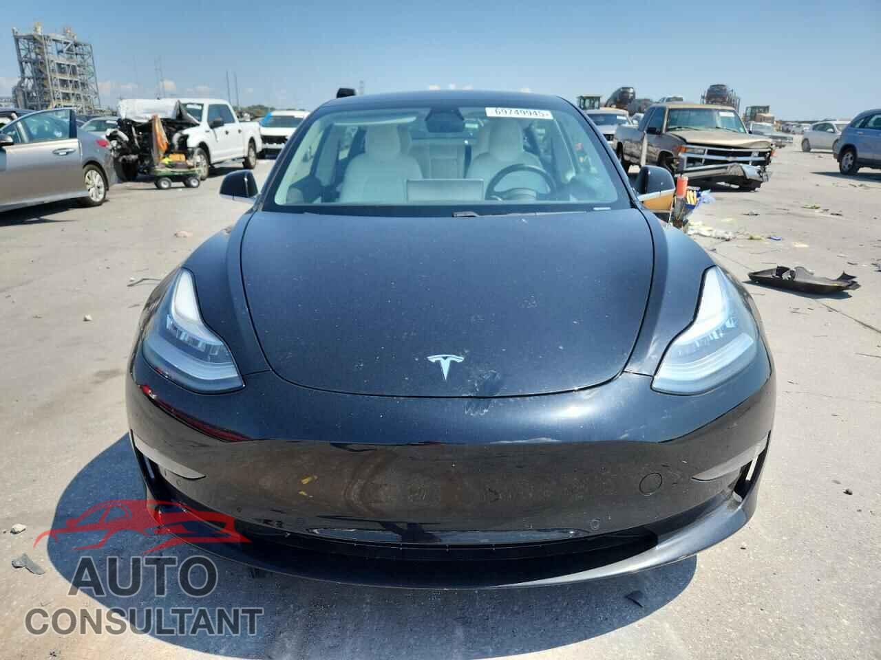 TESLA MODEL 3 2020 - 5YJ3E1EAXLF606692
