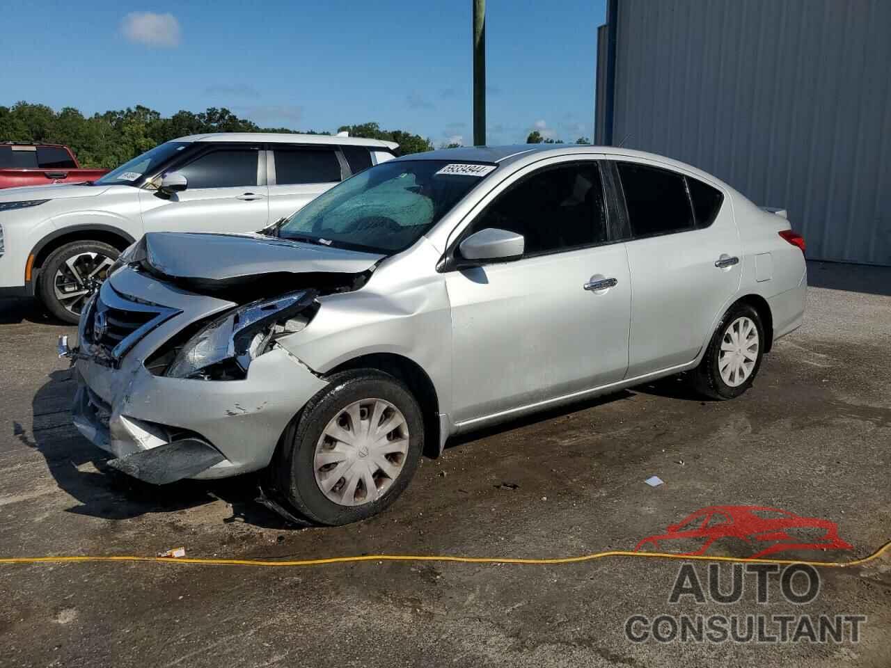 NISSAN VERSA 2019 - 3N1CN7AP8KL831192