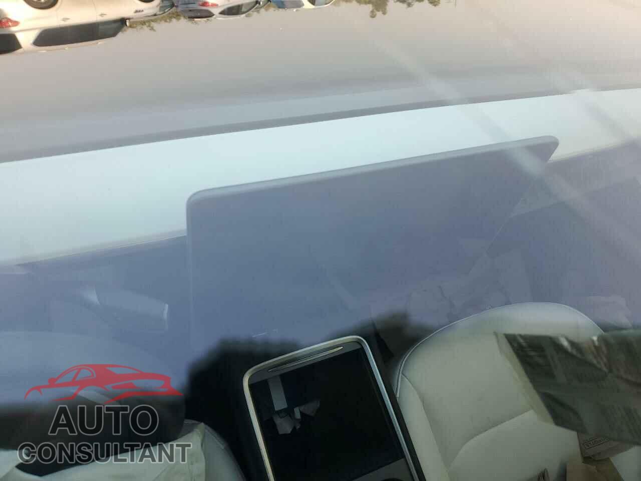 TESLA MODEL 3 2021 - 5YJ3E1EA8MF096540