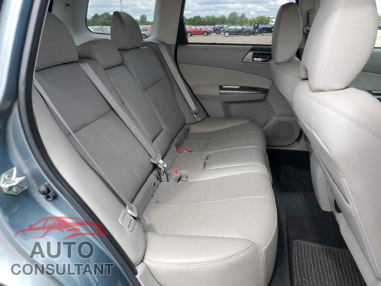 SUBARU FORESTER 2013 - JF2SHAEC4DH443898