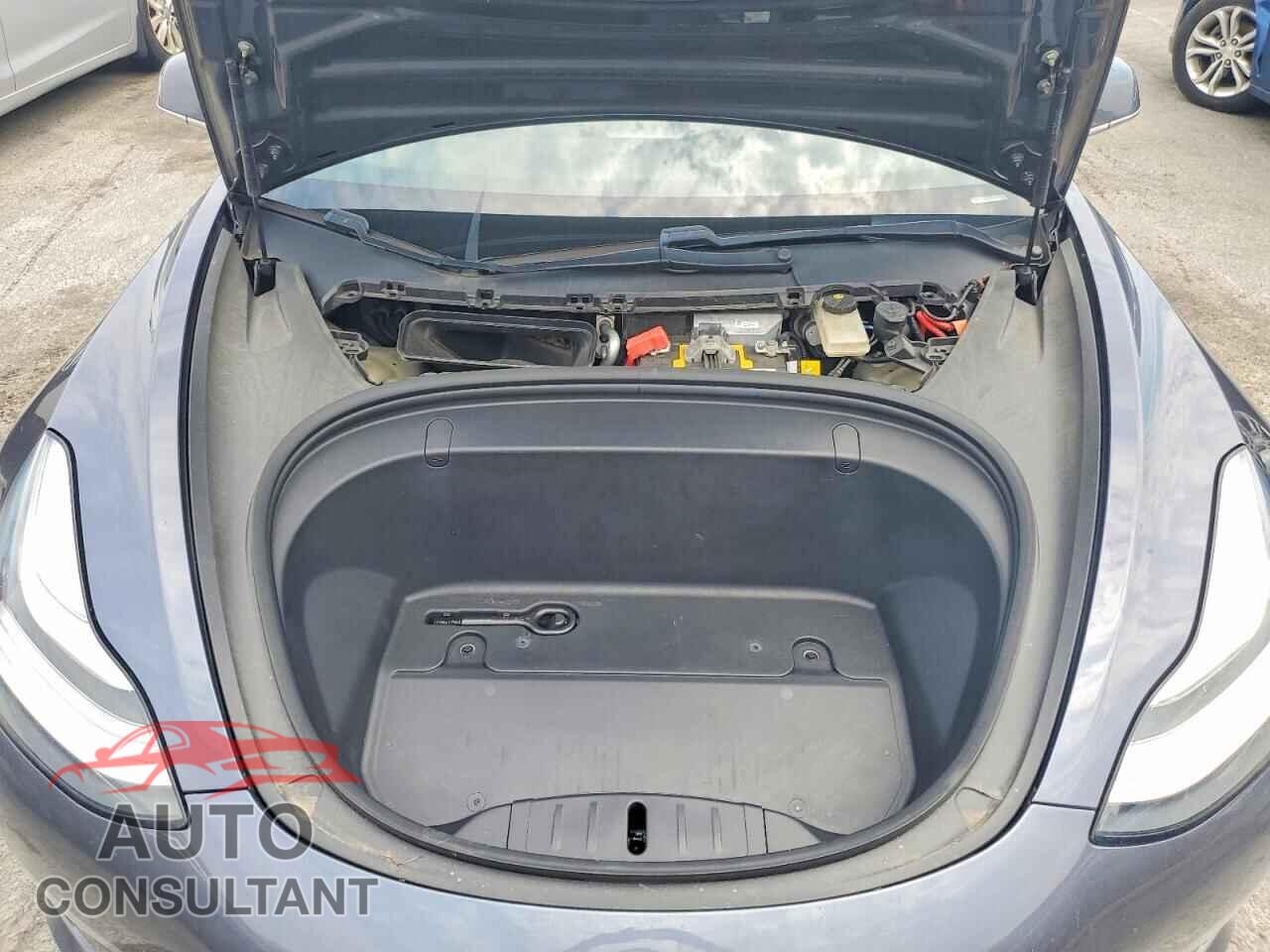 TESLA MODEL 3 2019 - 5YJ3E1EAXKF427017