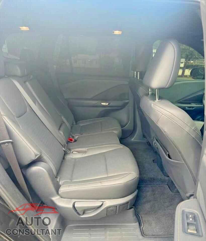 LEXUS UNKNOWN 2026 - 5TDAAAA68TS021030