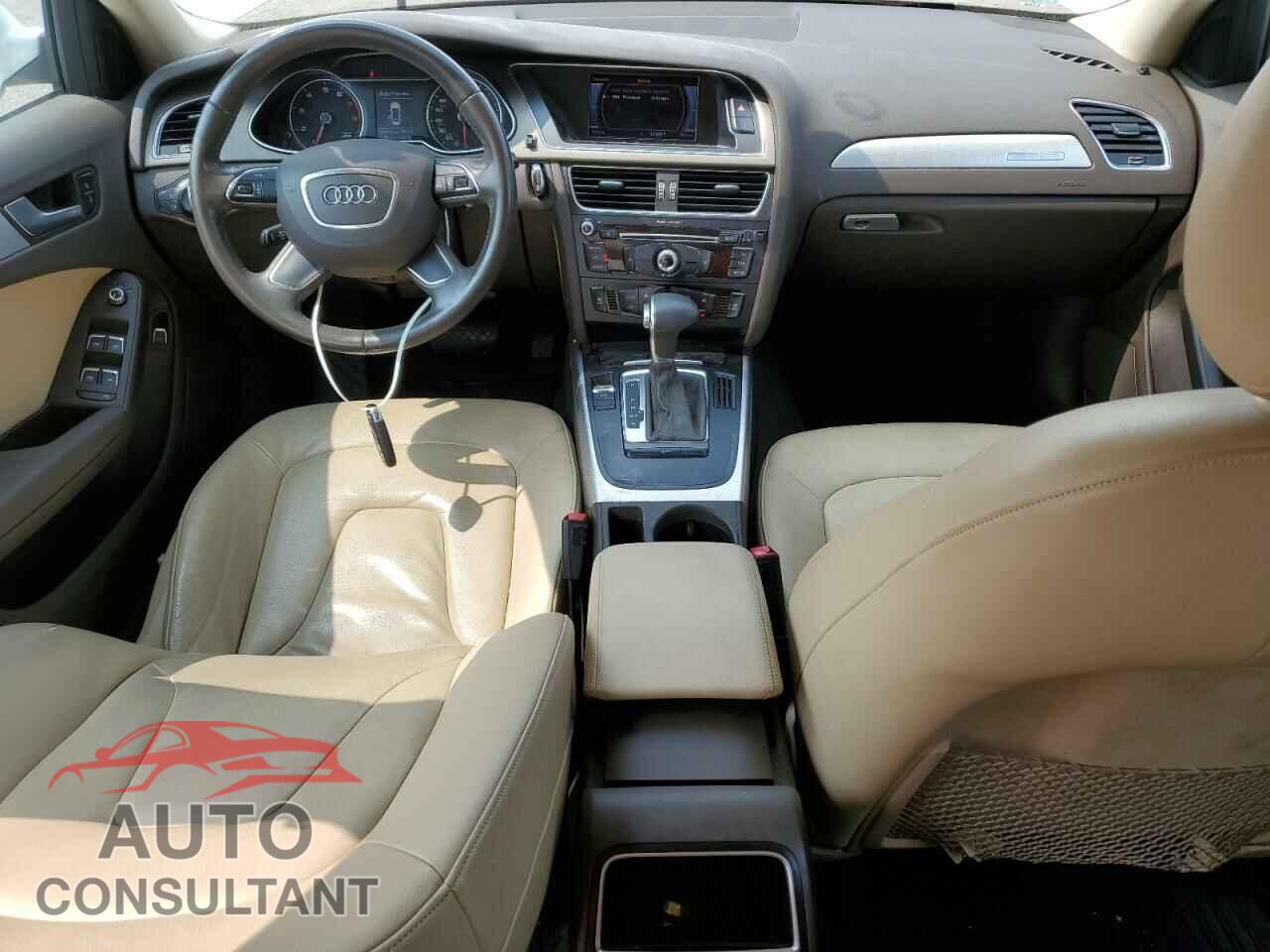 AUDI A4 2013 - WAUBFAFL9DA059267