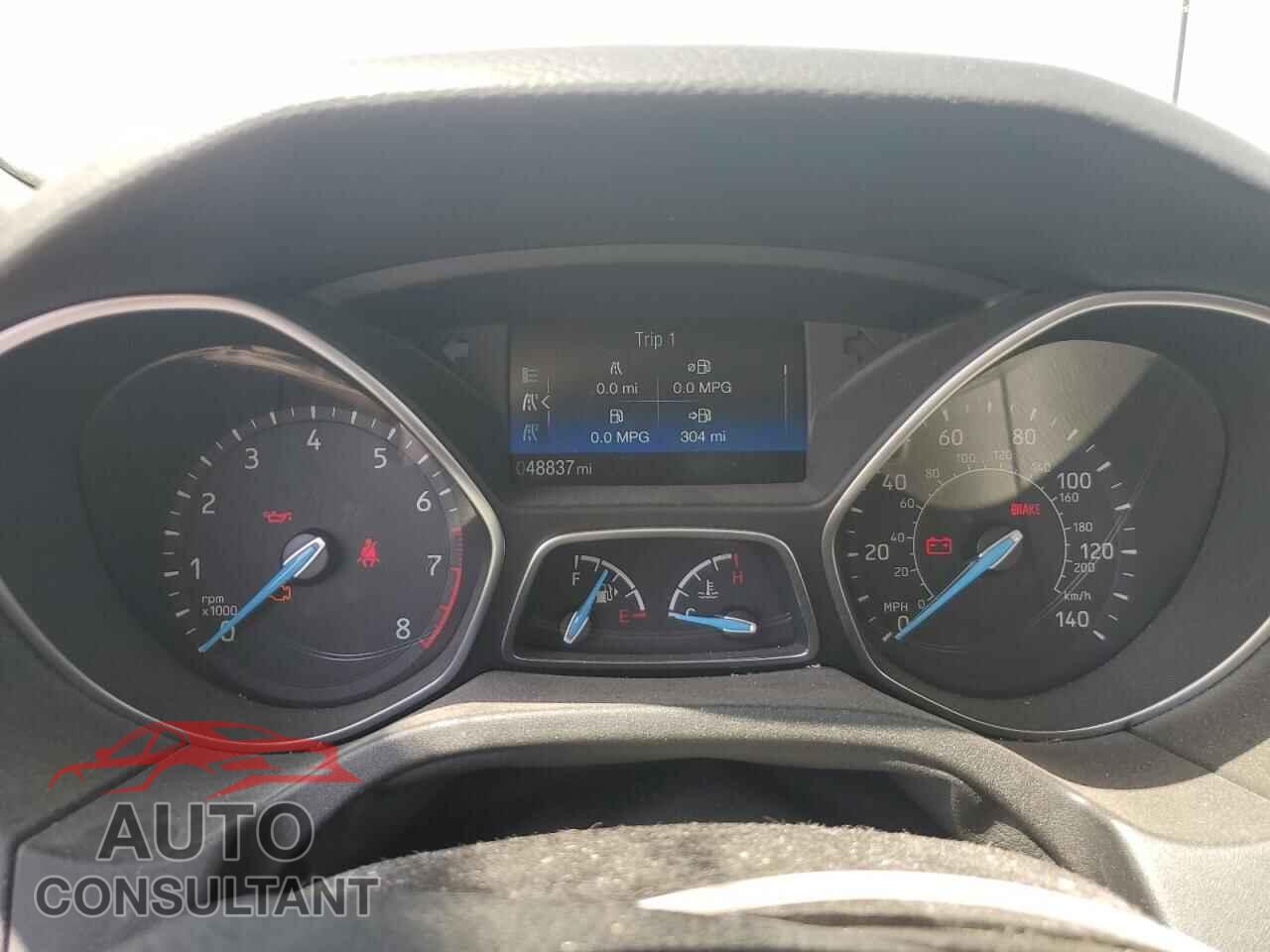 FORD FOCUS 2017 - 1FADP3E20HL242425