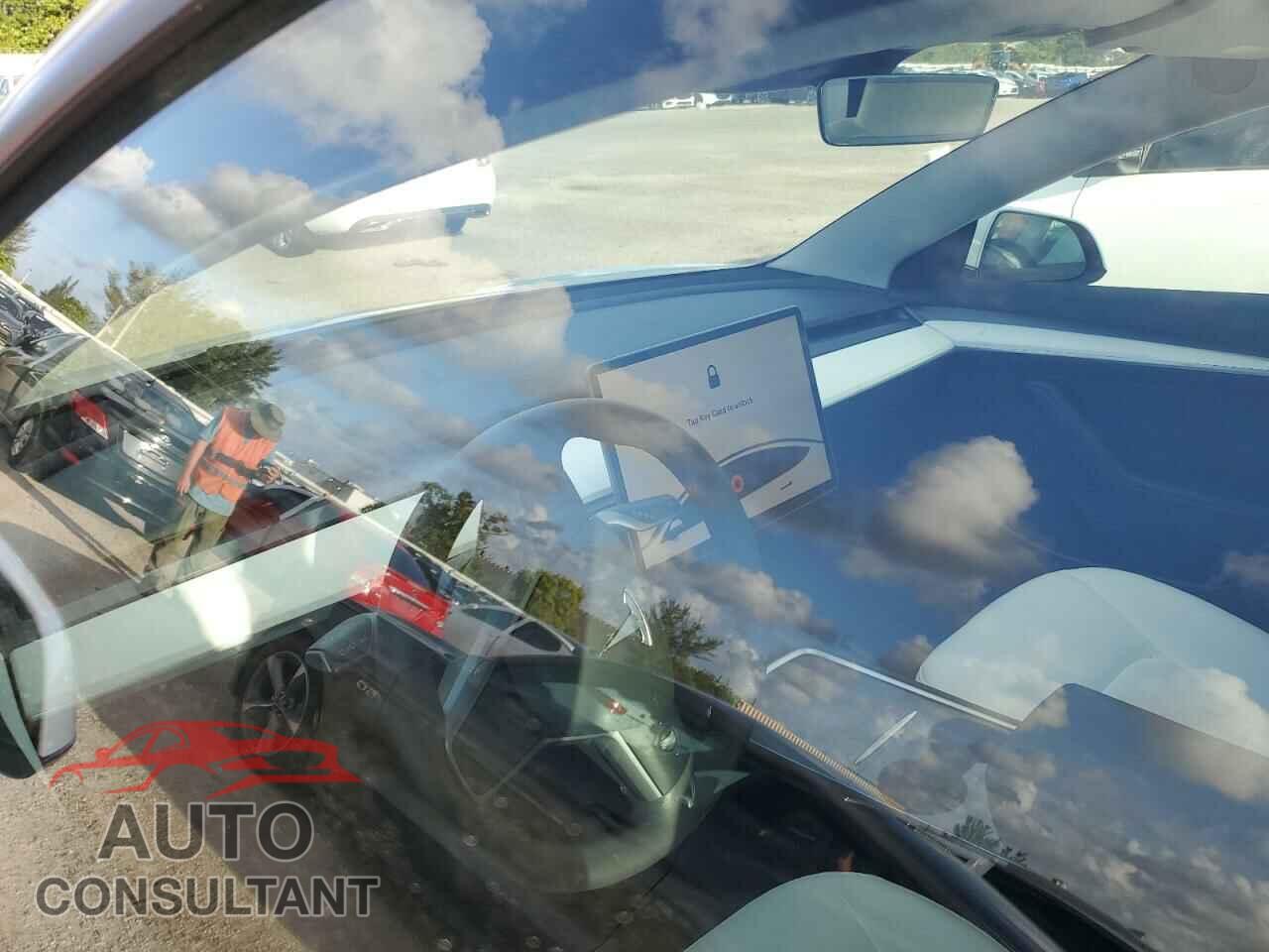 TESLA MODEL 3 2023 - 5YJ3E1EA7PF571700