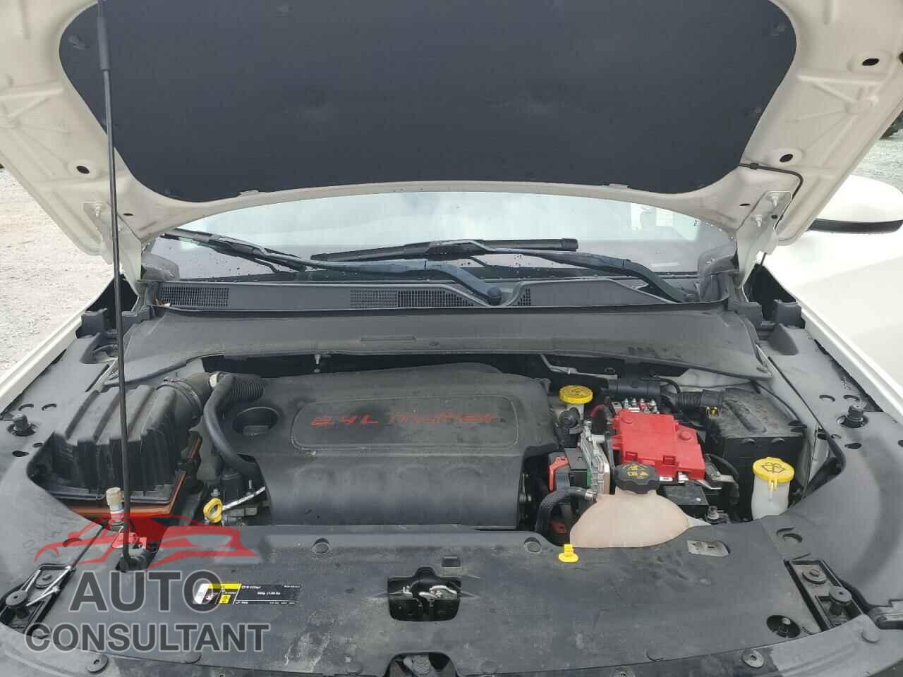 JEEP COMPASS 2020 - 3C4NJCBB6LT176870