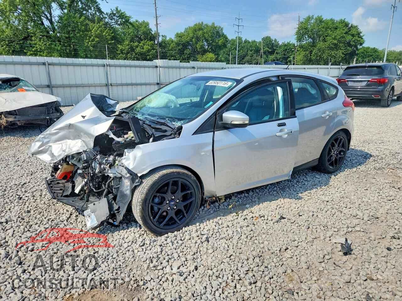FORD FOCUS 2016 - 1FADP3K2XGL267335