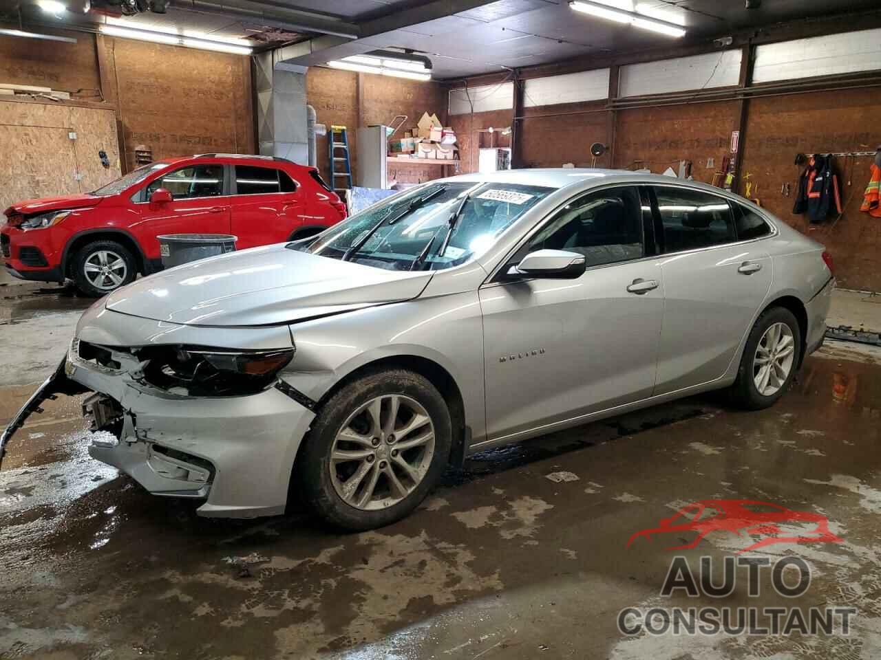 CHEVROLET MALIBU 2018 - 1G1ZD5ST2JF130871