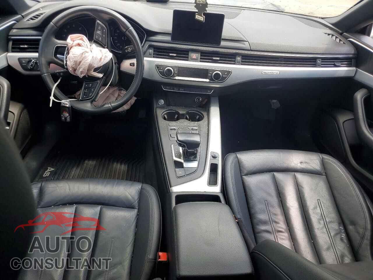 AUDI A5 2018 - WAUANCF53JA007768