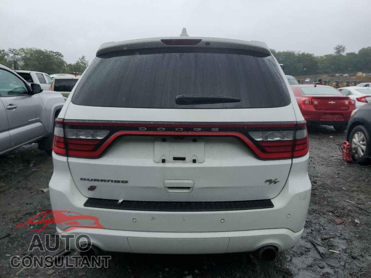 DODGE DURANGO 2018 - 1C4SDJCT3JC117015