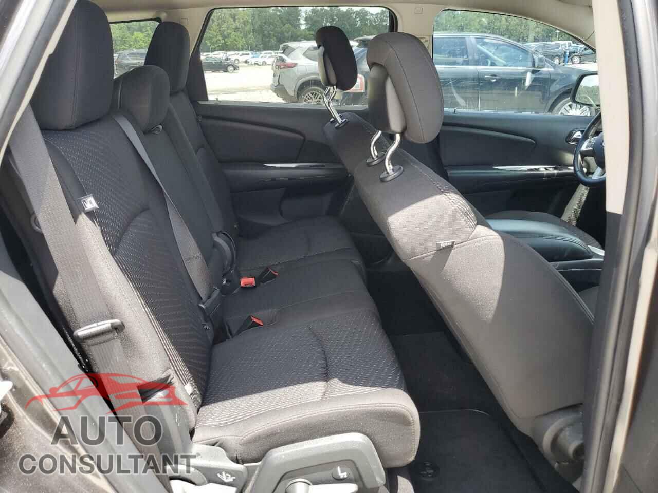 DODGE JOURNEY 2017 - 3C4PDCABXHT504591