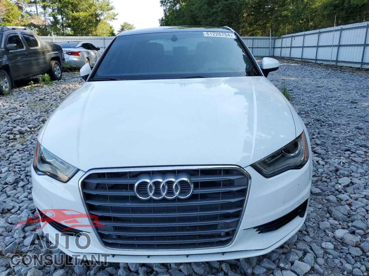 AUDI A3 2016 - WAUA7GFF3G1004274