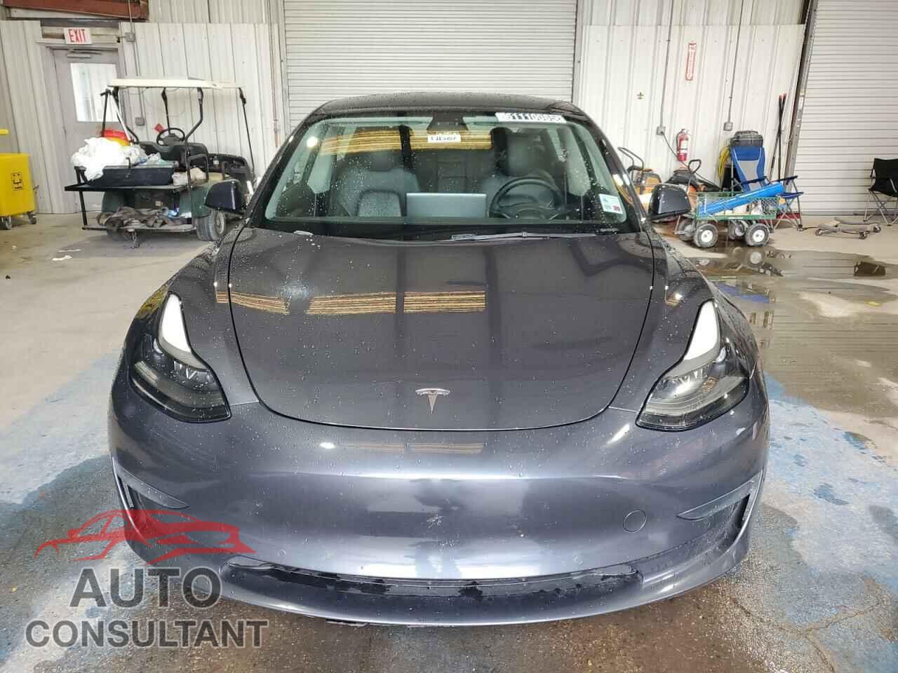 TESLA MODEL 3 2022 - 5YJ3E1EA8NF372121