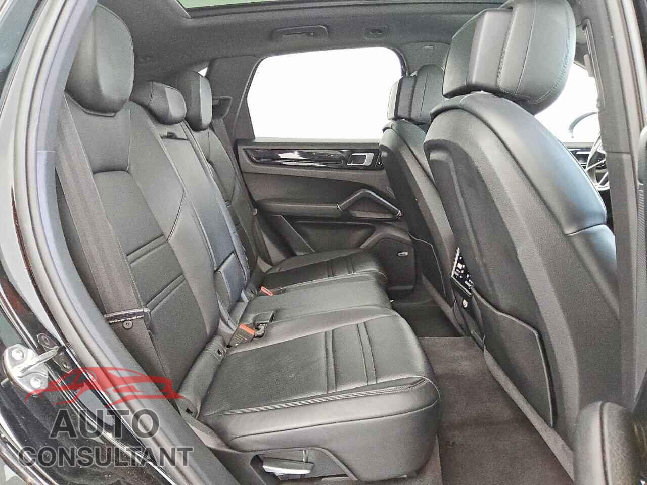 PORSCHE CAYENNE 2019 - WP1AA2AY6KDA12956