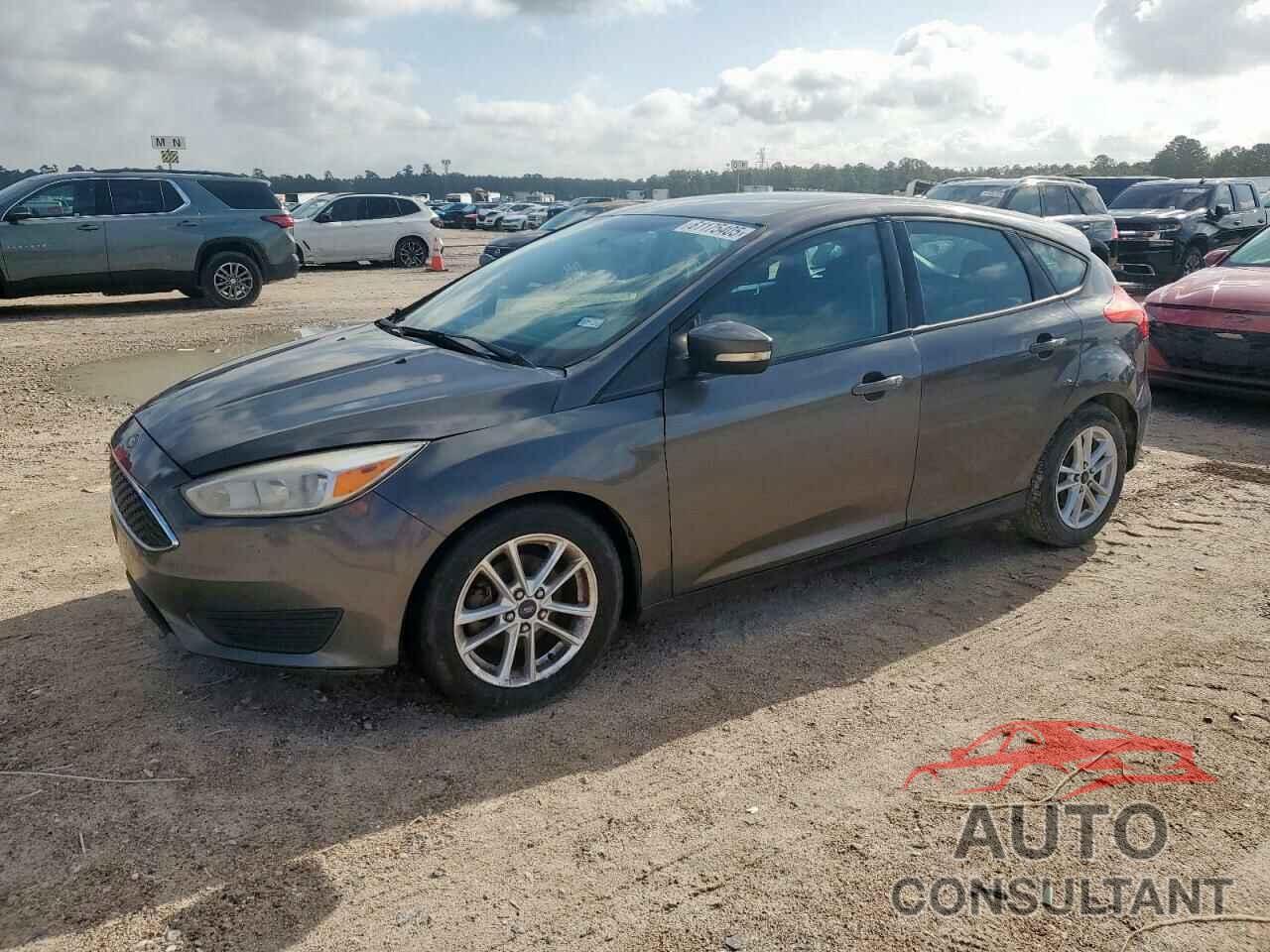 FORD FOCUS 2015 - 1FADP3K27FL367911