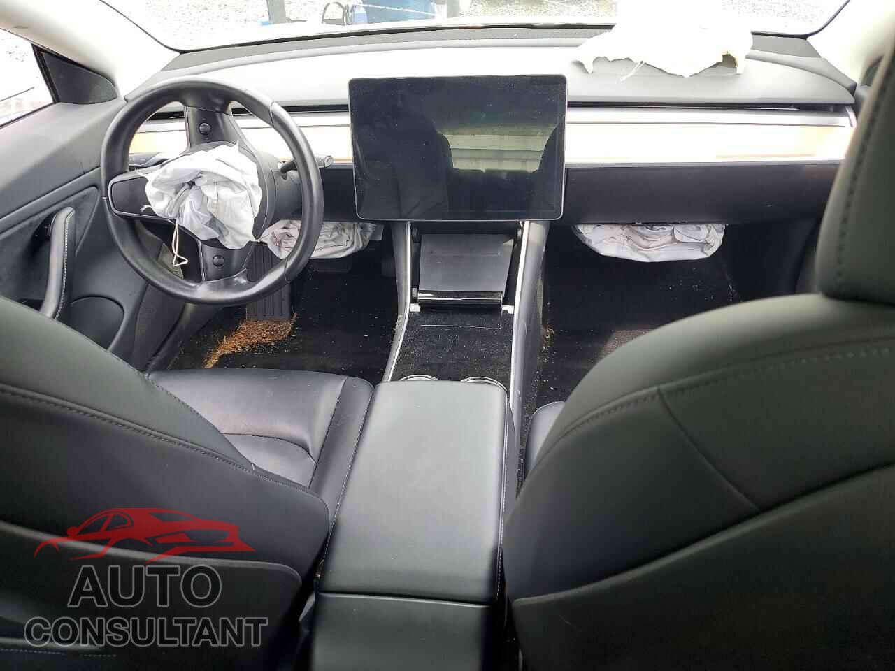 TESLA MODEL 3 2018 - 5YJ3E1EA7JF007956