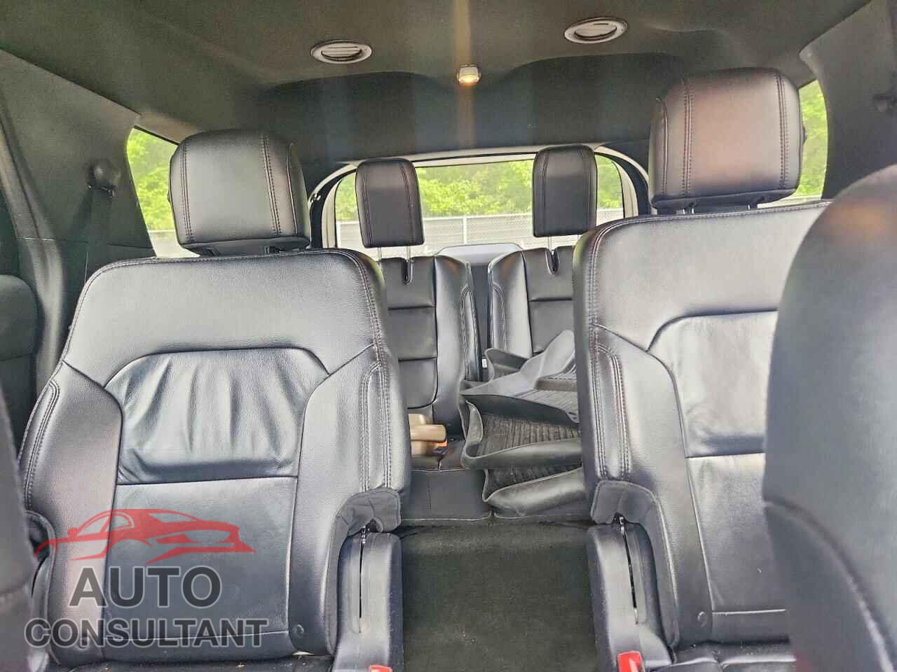 FORD EXPLORER 2017 - 1FM5K8D87HGA52738