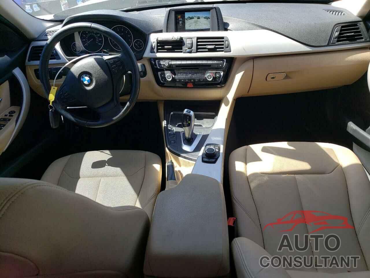 BMW 3 SERIES 2018 - WBA8A9C57JAH13985