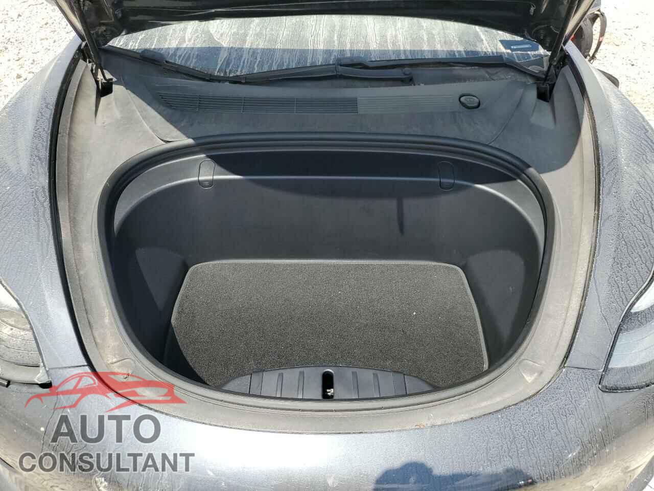 TESLA MODEL 3 2018 - 5YJ3E1EA6JF101892