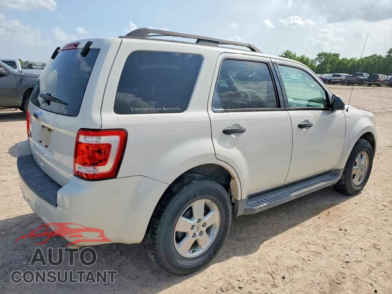 FORD ESCAPE 2010 - 1FMCU0D79AKB24682